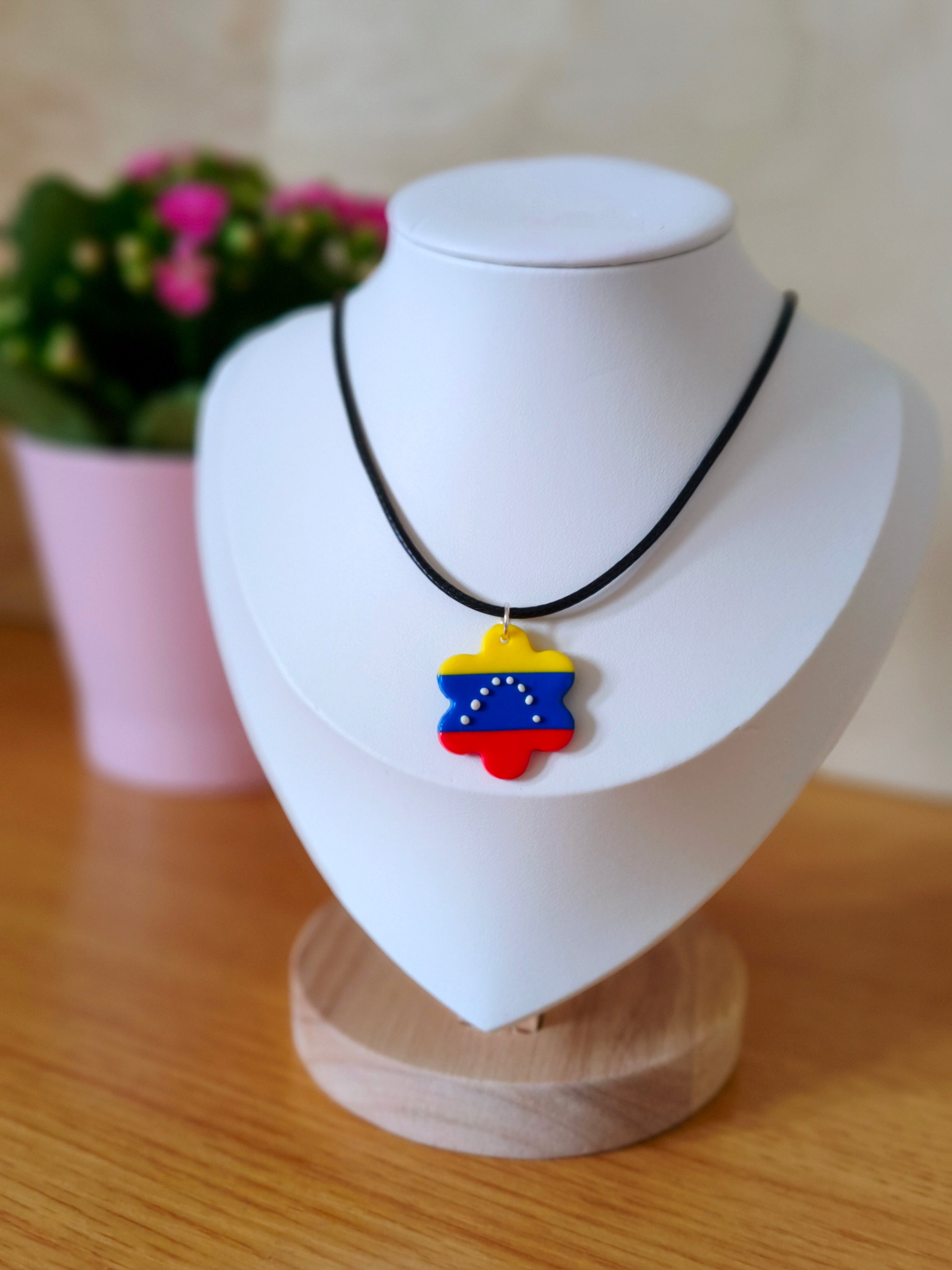 Venezuelan Necklace