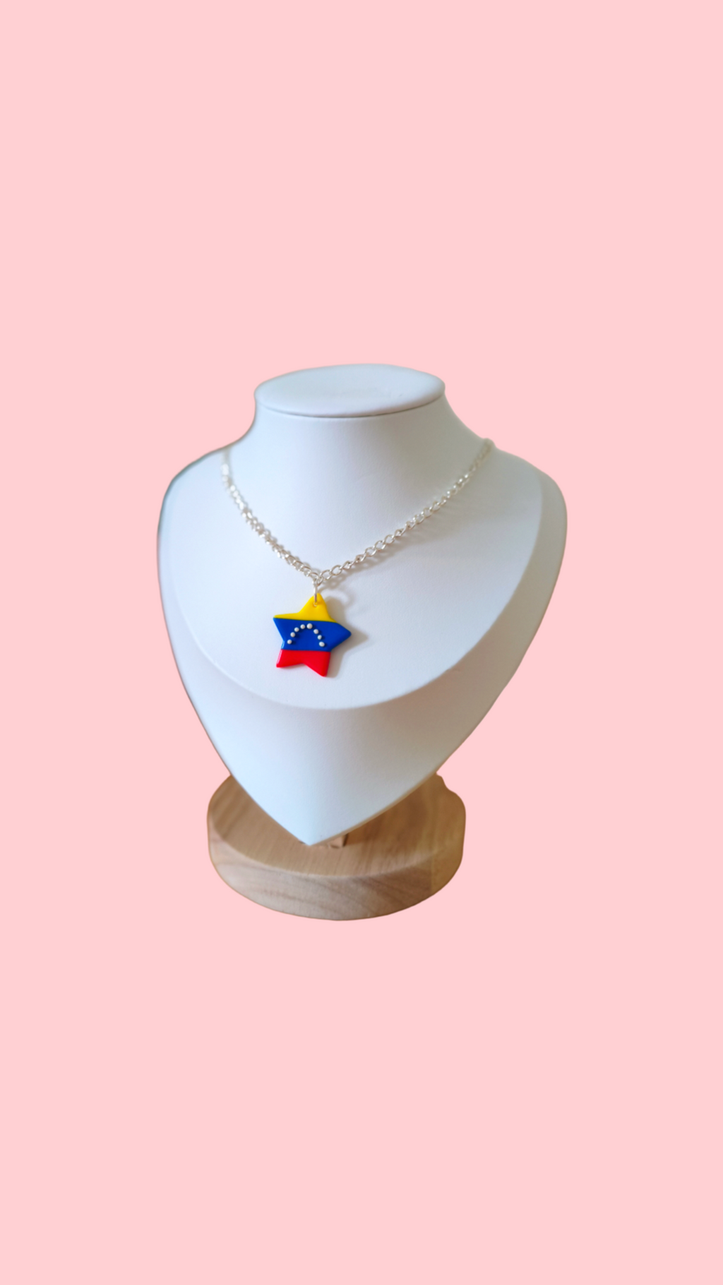 Venezuelan Necklace Star