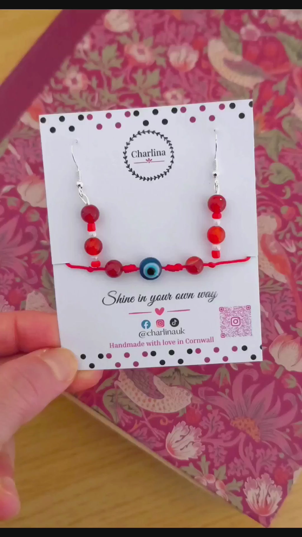 Amulet Red String Set