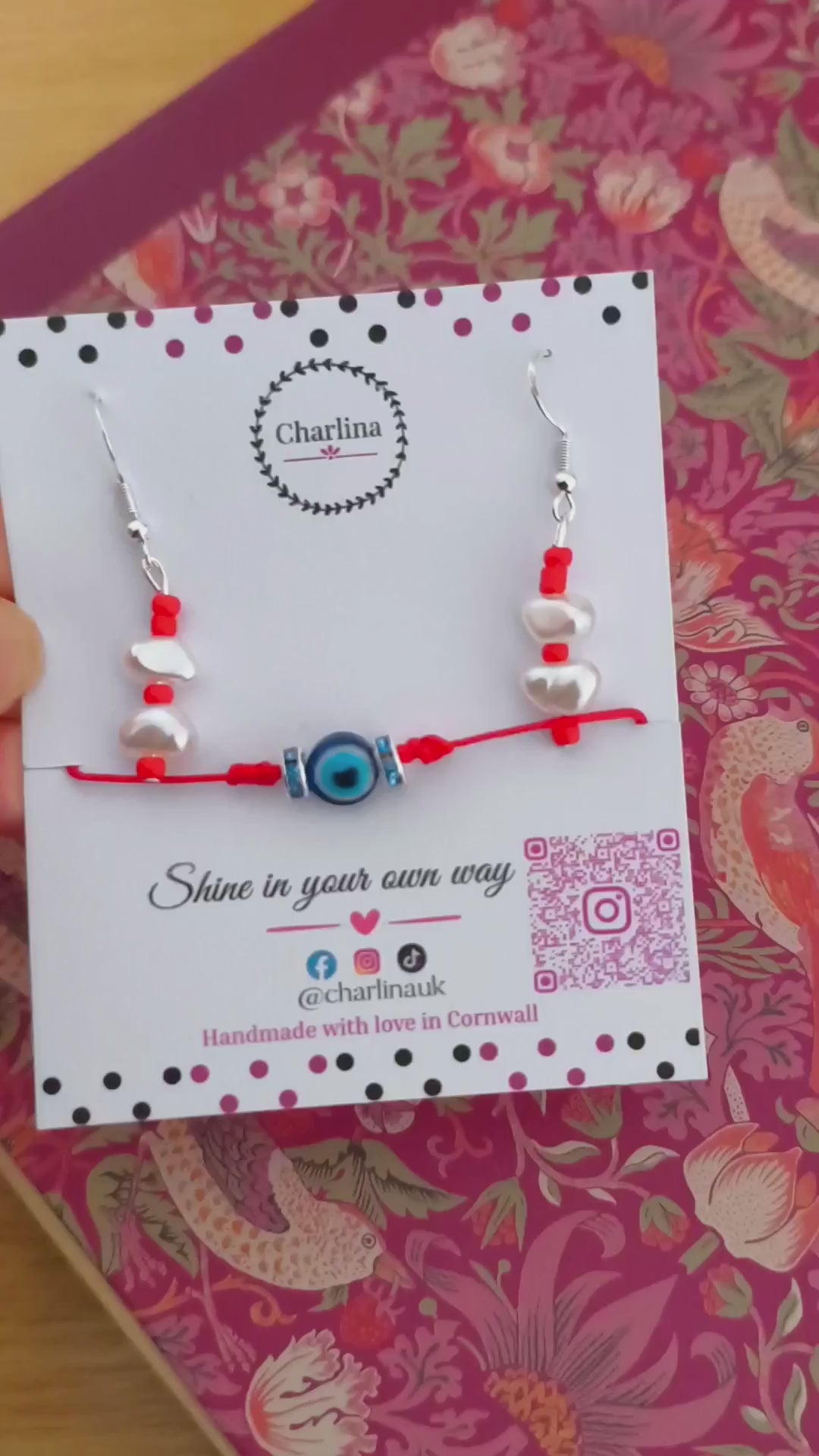 Amulet Red String Set