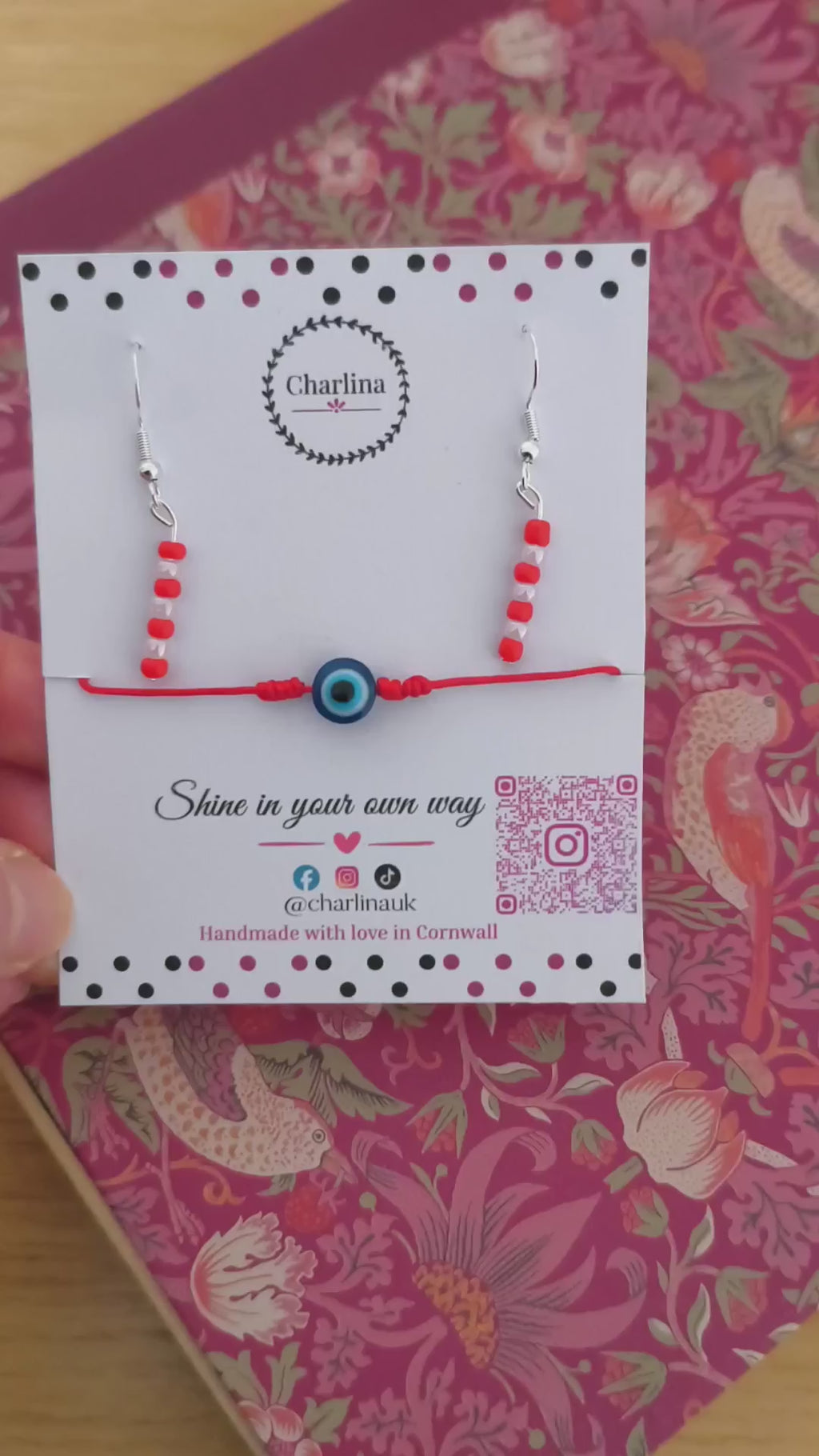 Amulet Red String Set