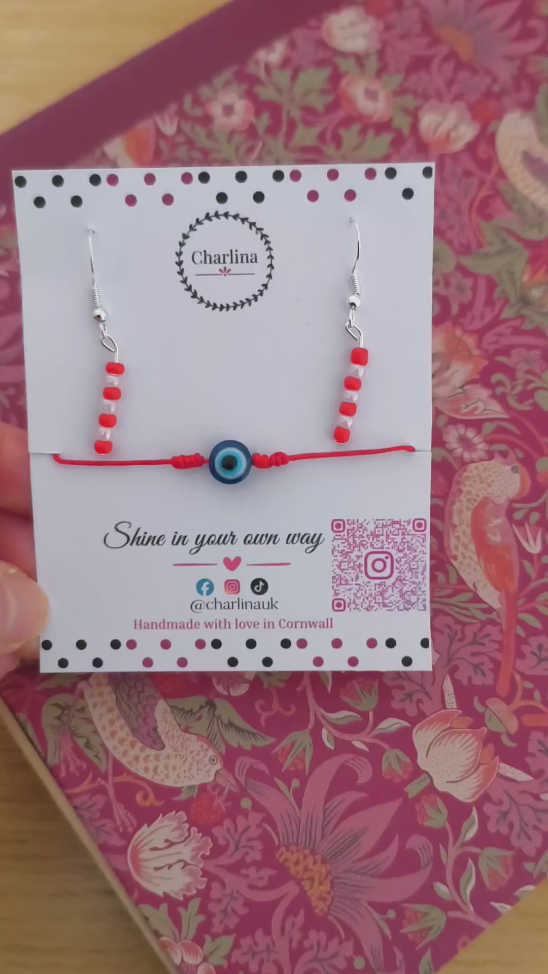 Amulet Red String Set