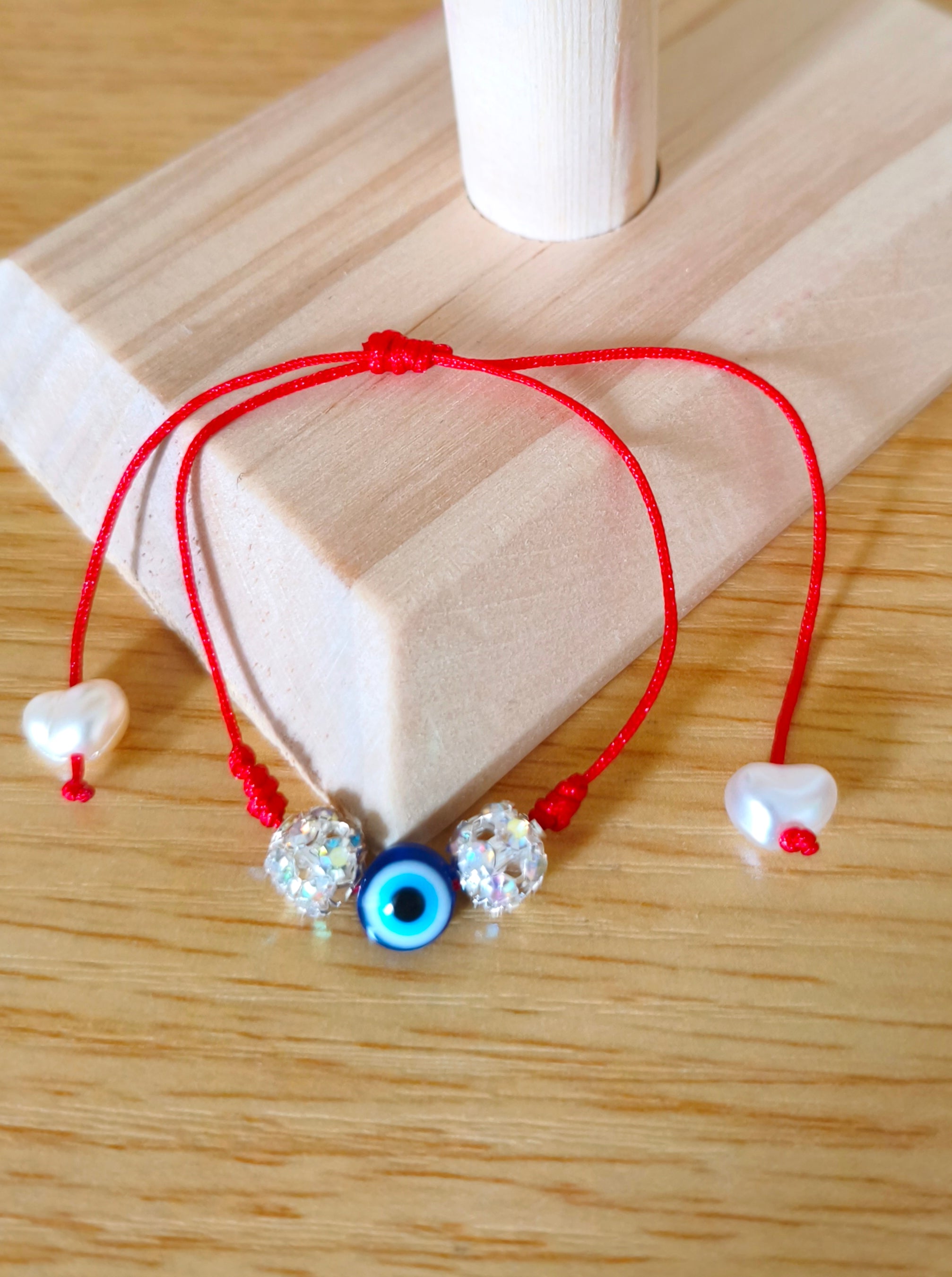 Amulet Red String Set