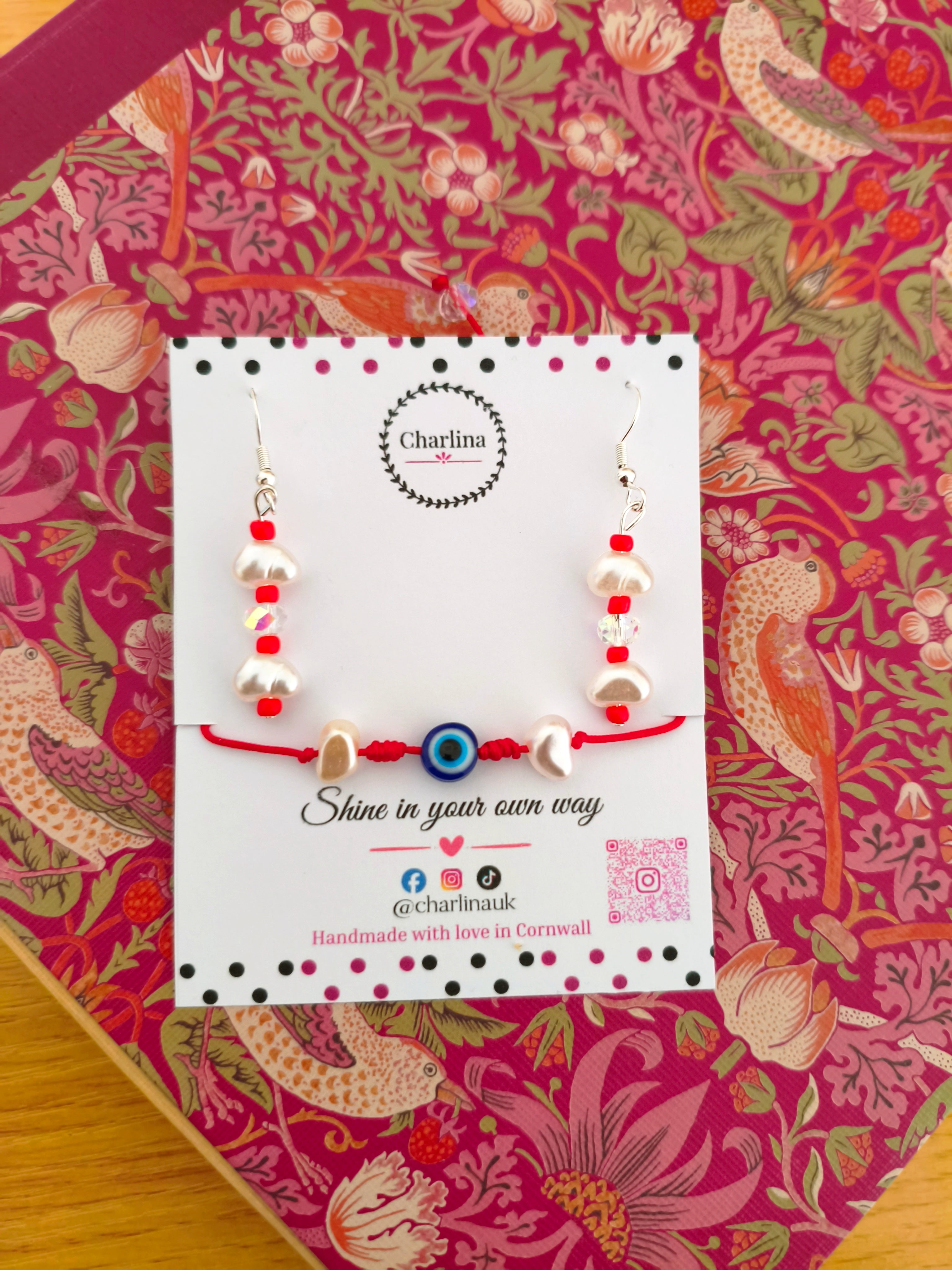 Amulet Red String Set