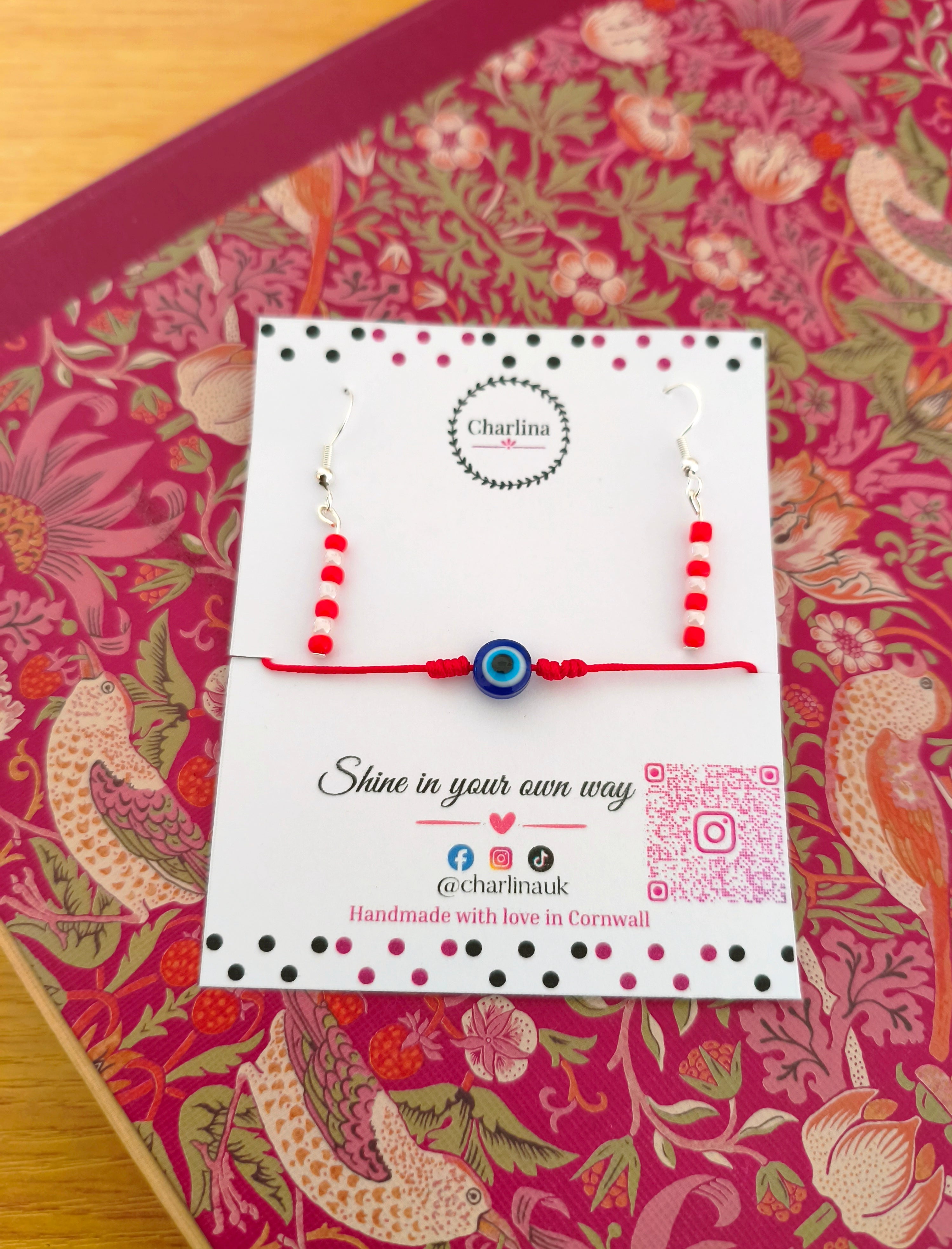 Amulet Red String Set
