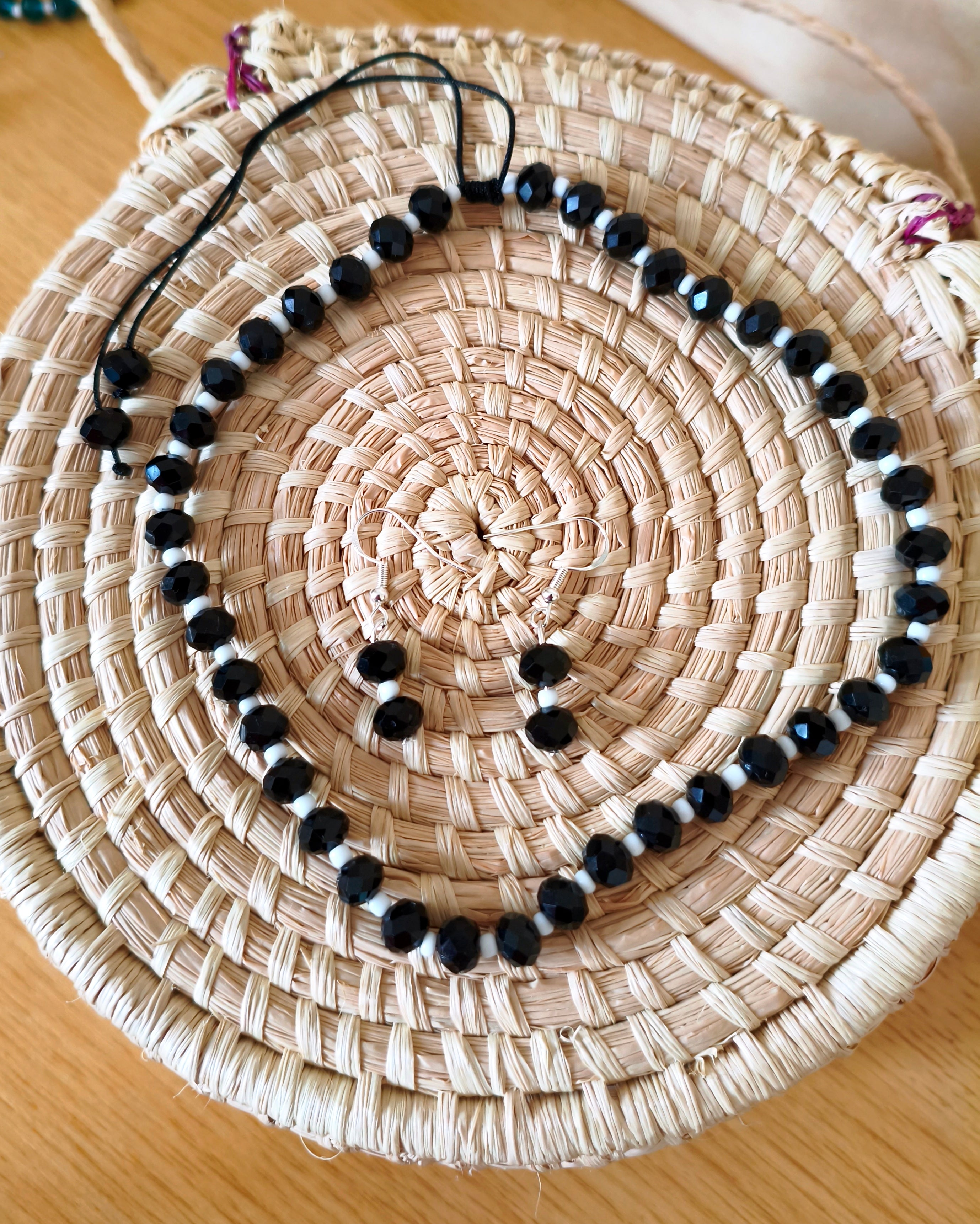 🖤Necklace and earring Set🖤