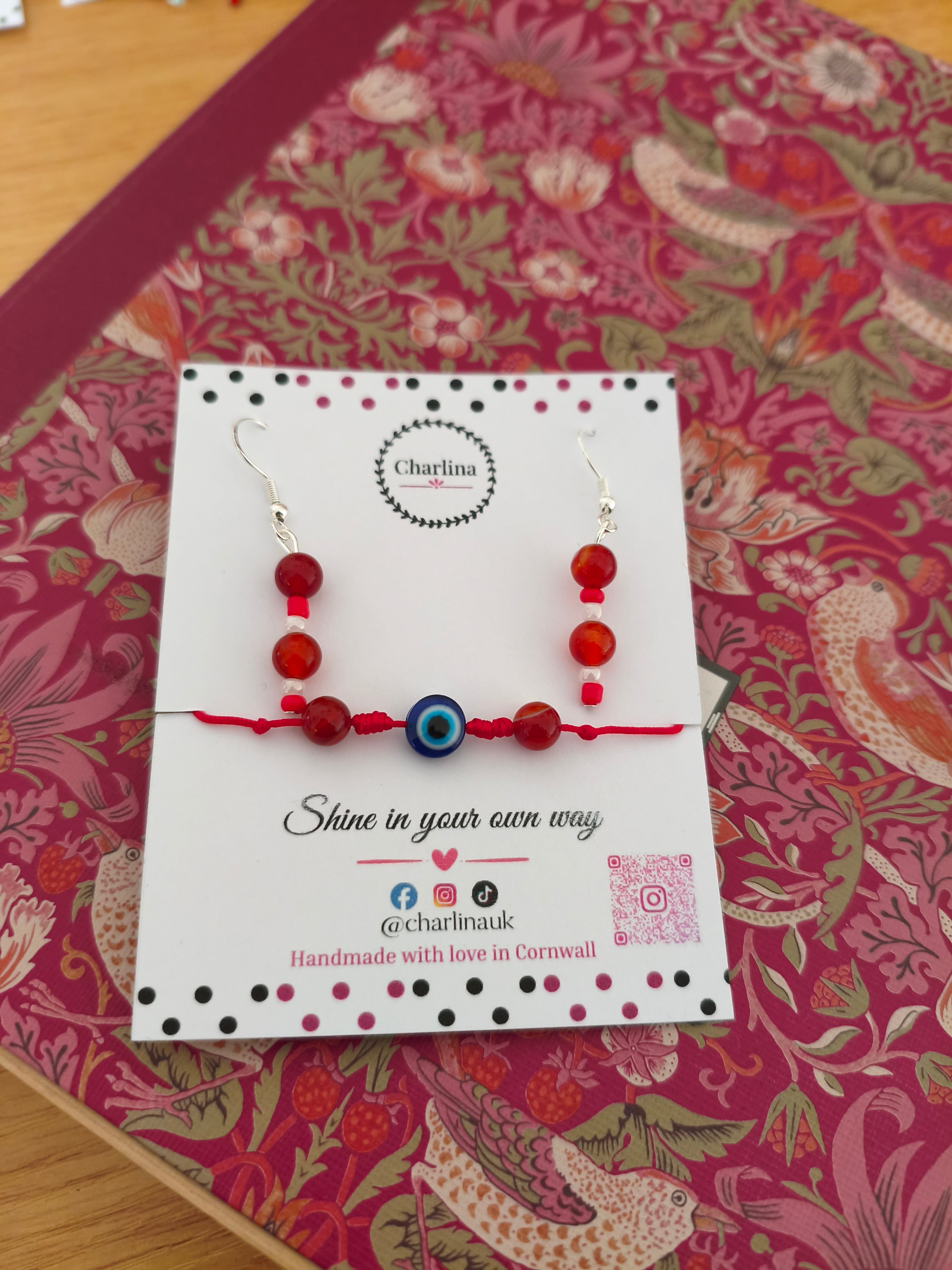 Amulet Red String Set