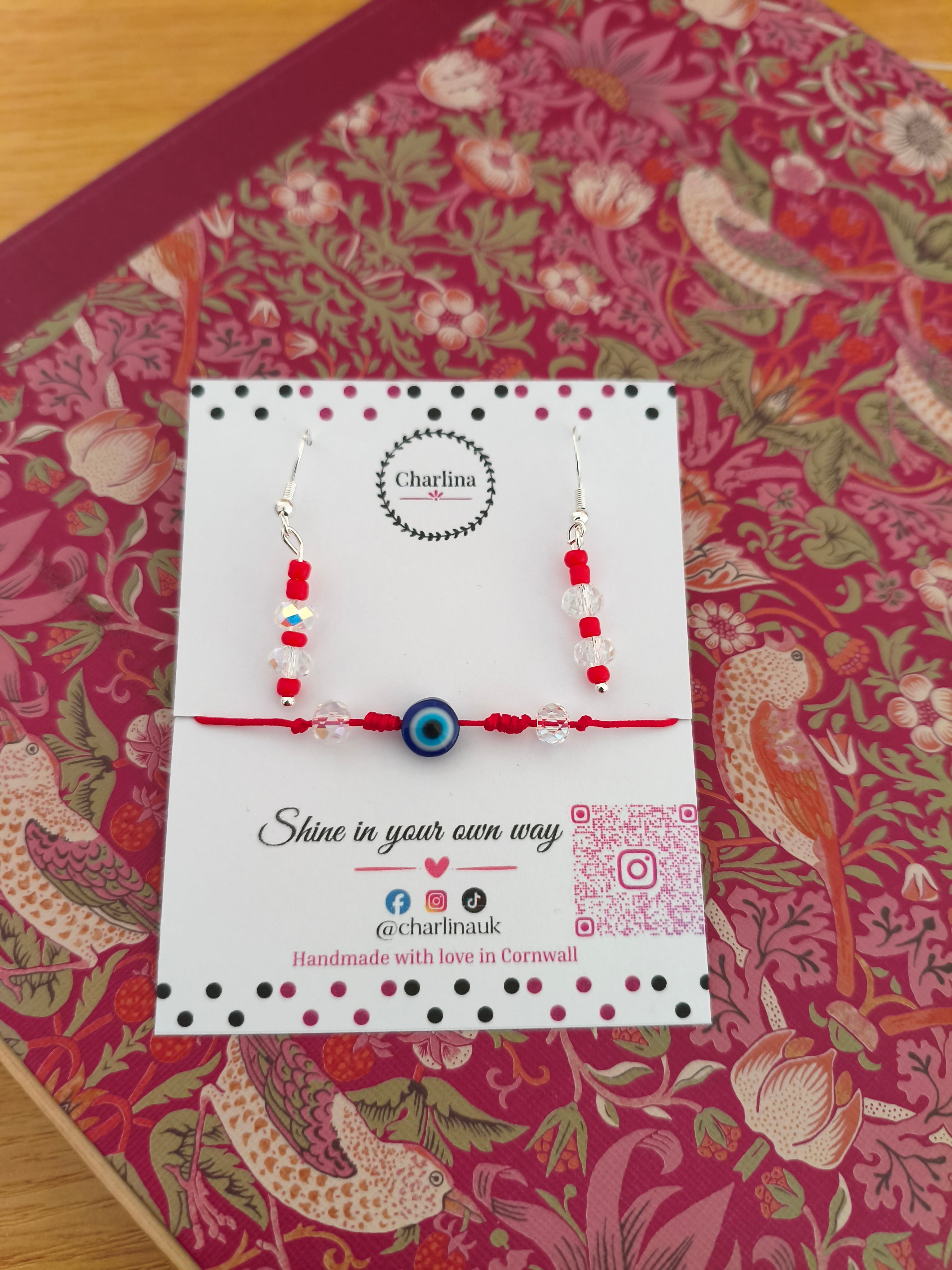 Amulet Red String Set