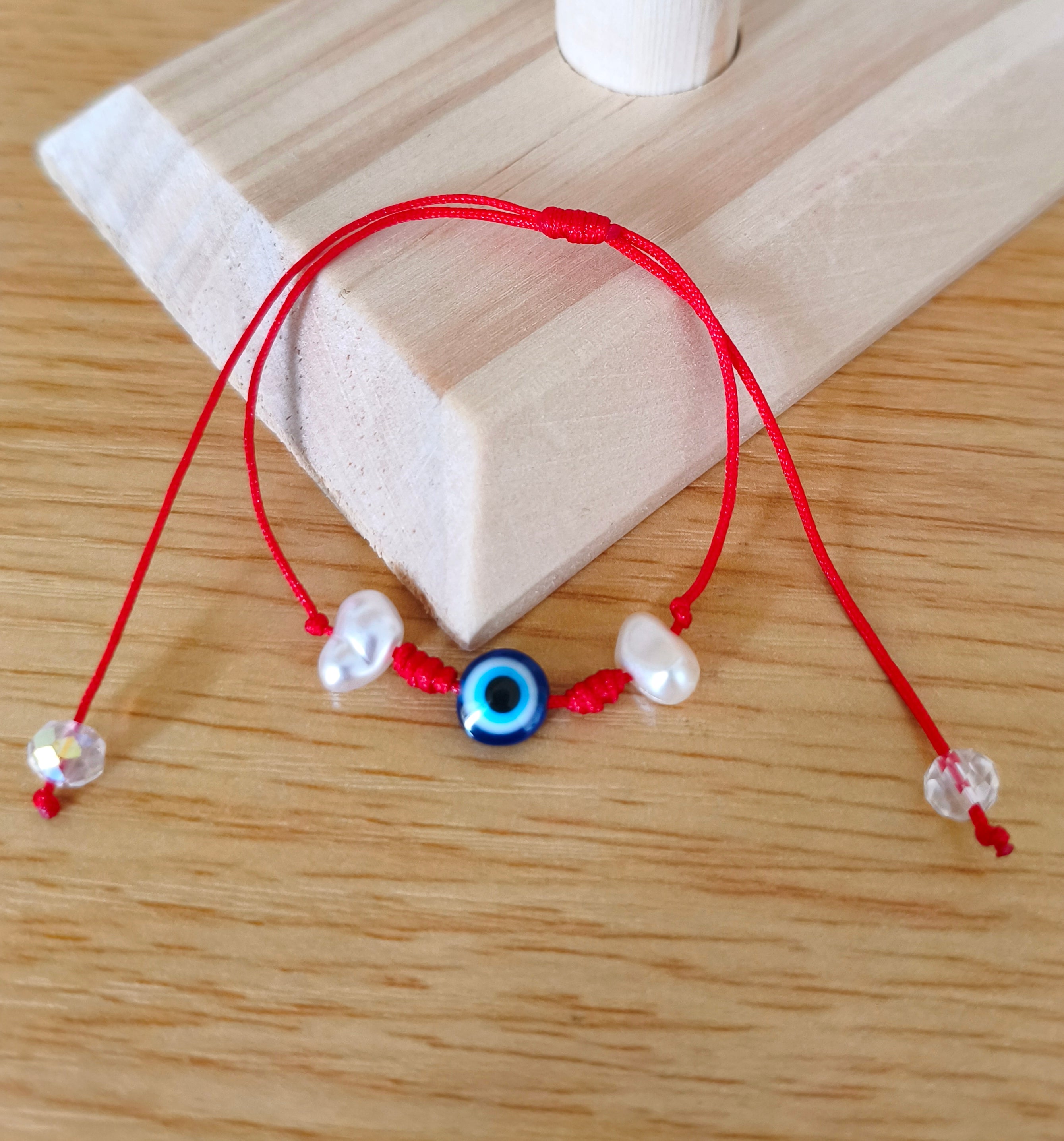 Amulet Red String Set