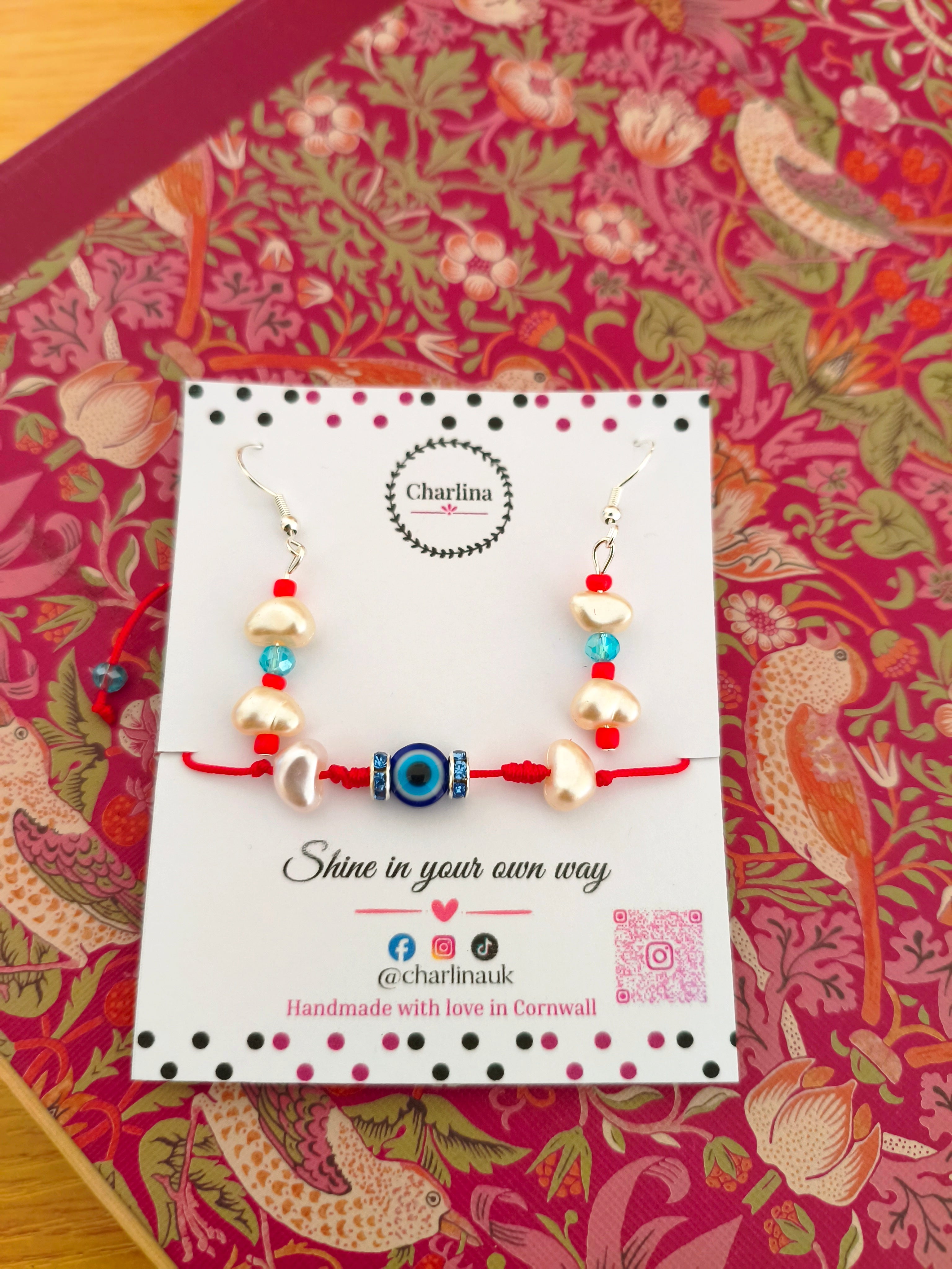Amulet Red String Set